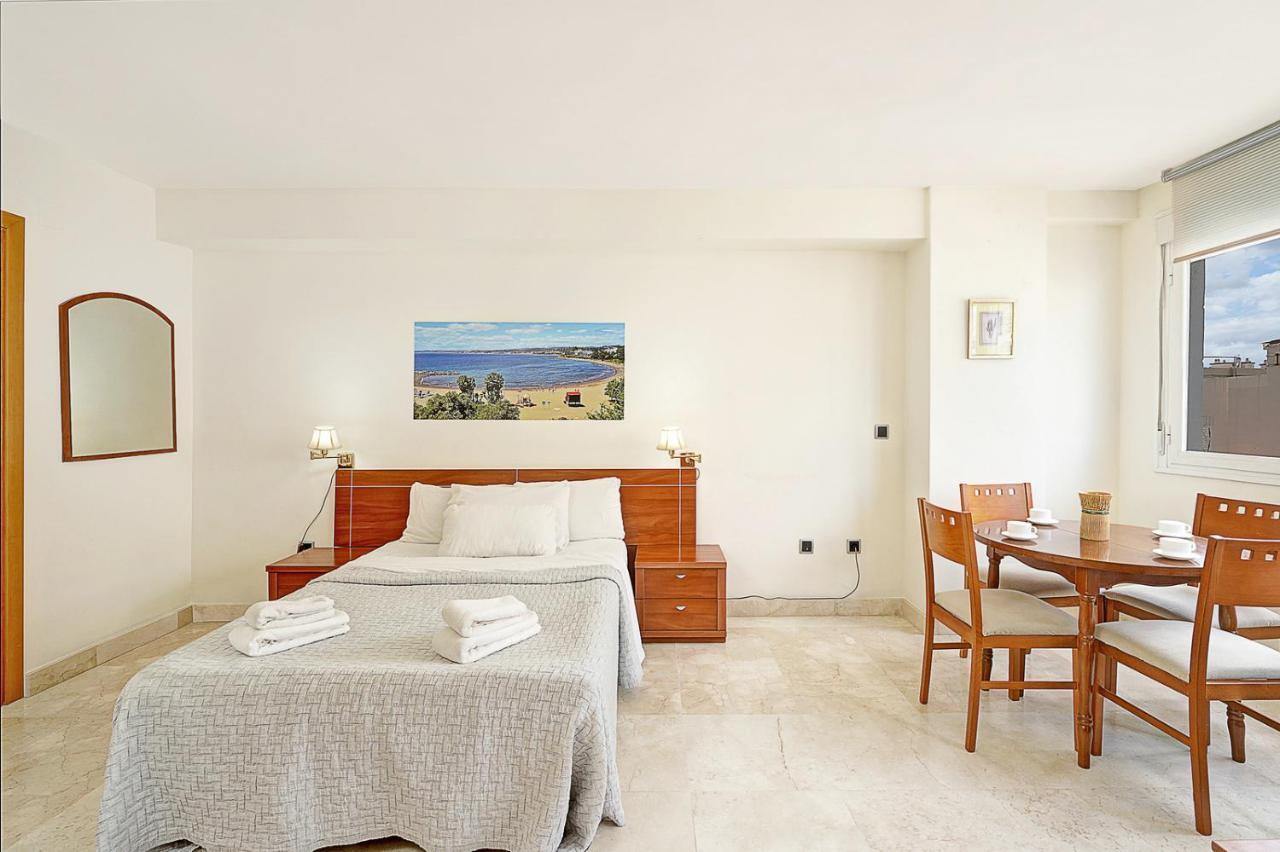 Apartamento En 1ª Linea De Playa, Estepona Centro المظهر الخارجي الصورة